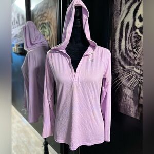 🔥3 for $25🔥 Light pink Under Armour hoodie shirt. SZ S